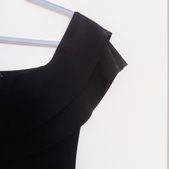 BooHoo Jumpsuit - Picture 4 of 7